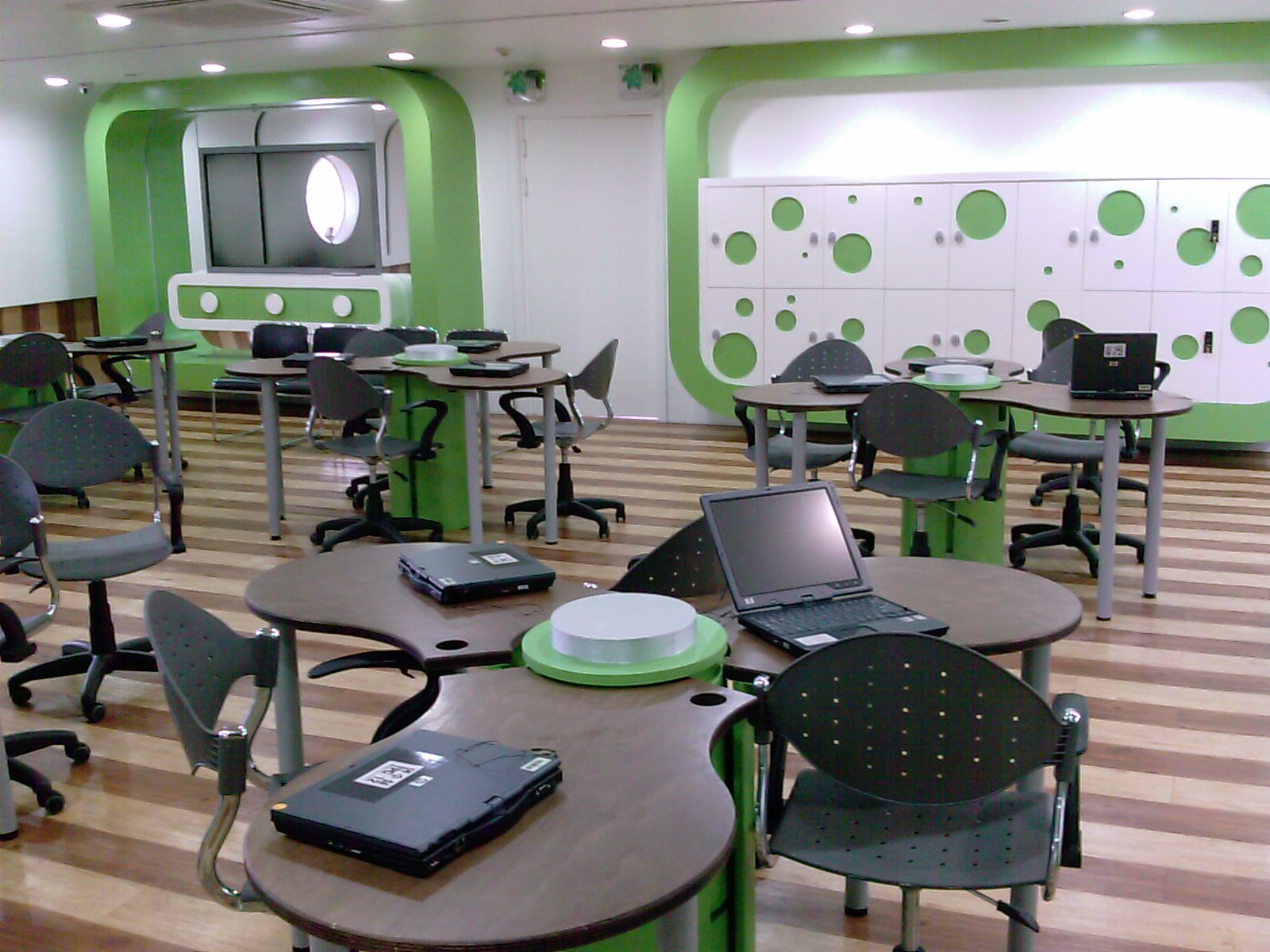 KERIS (Korea Education & Research Information Service)