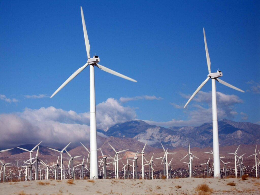 turbines-387282_1920 (2)