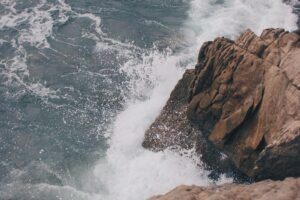 waves-407697_1920