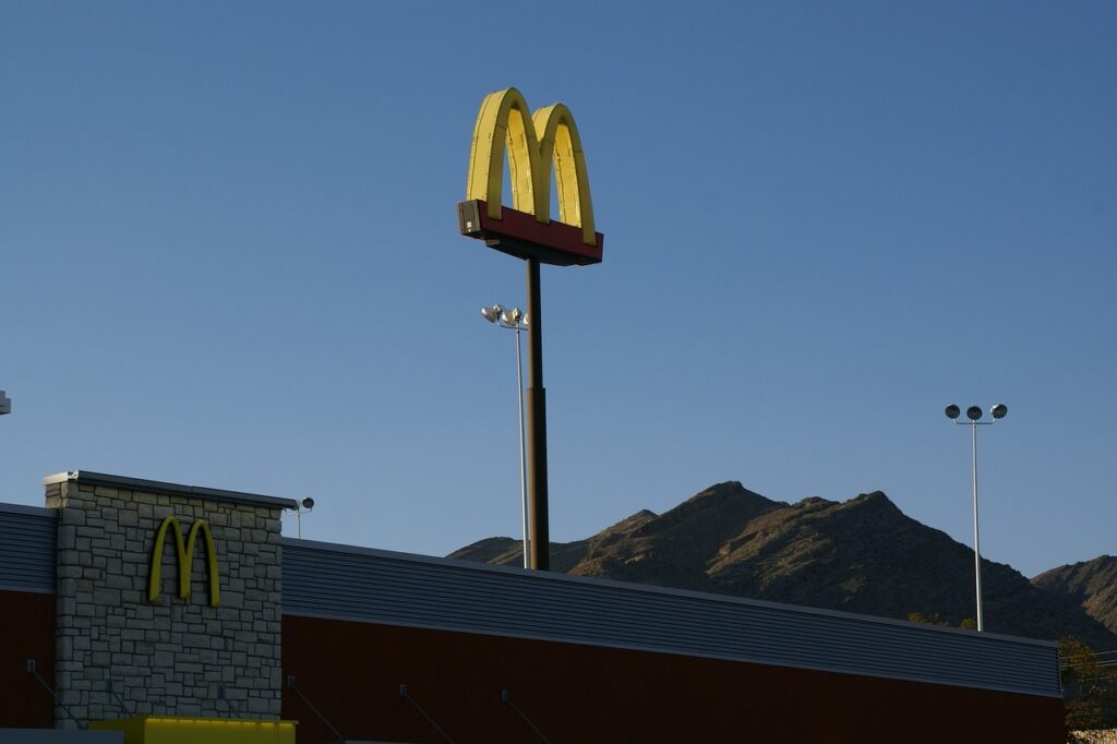 McDonald’s planea ofrecer sus productos del desayuno durante todo el día