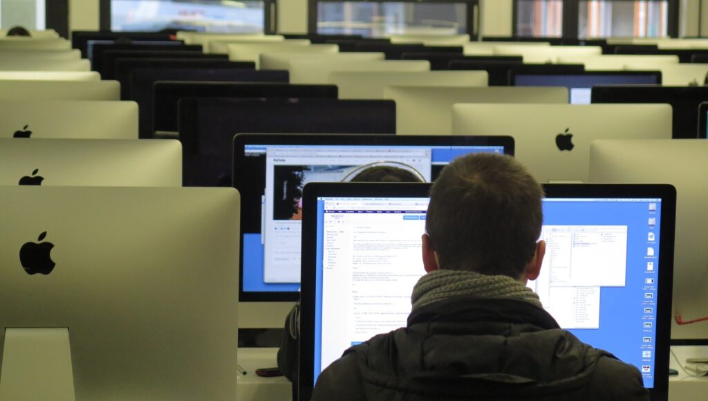 Competencias digitales para docentes, qué requiere