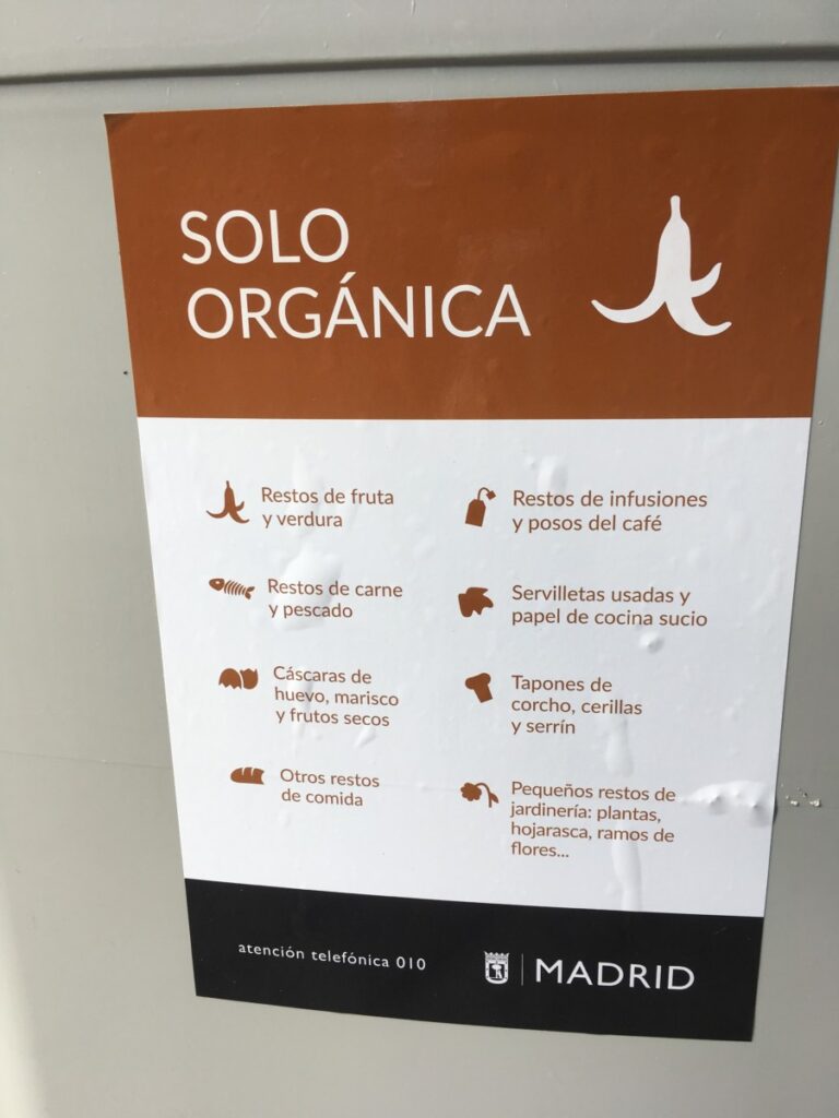 Gestión de residuos y basuras contenedor marrón en Madrid