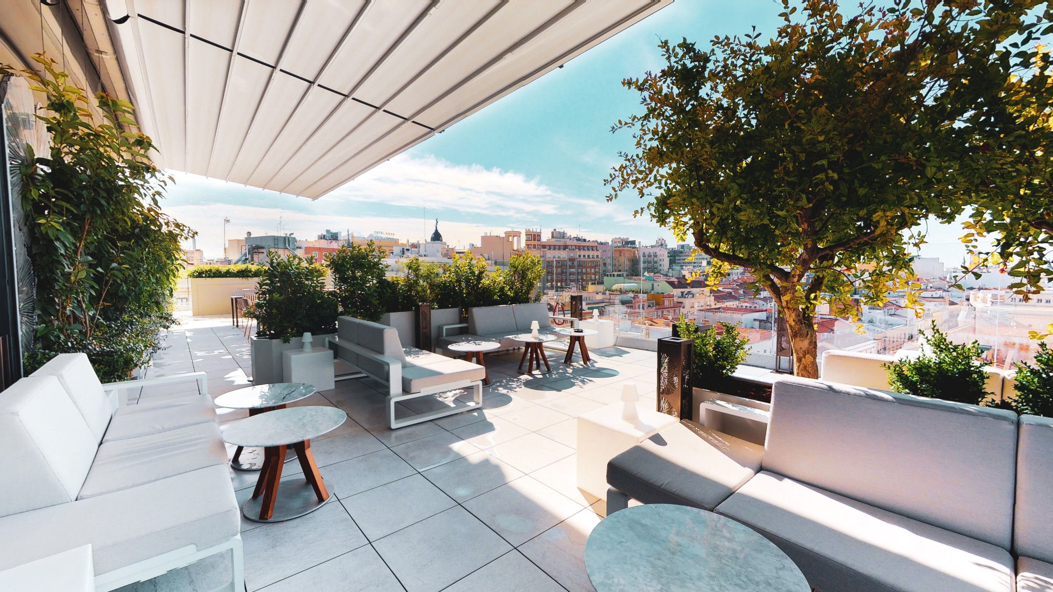 ginko sky bar madrid plaza españa