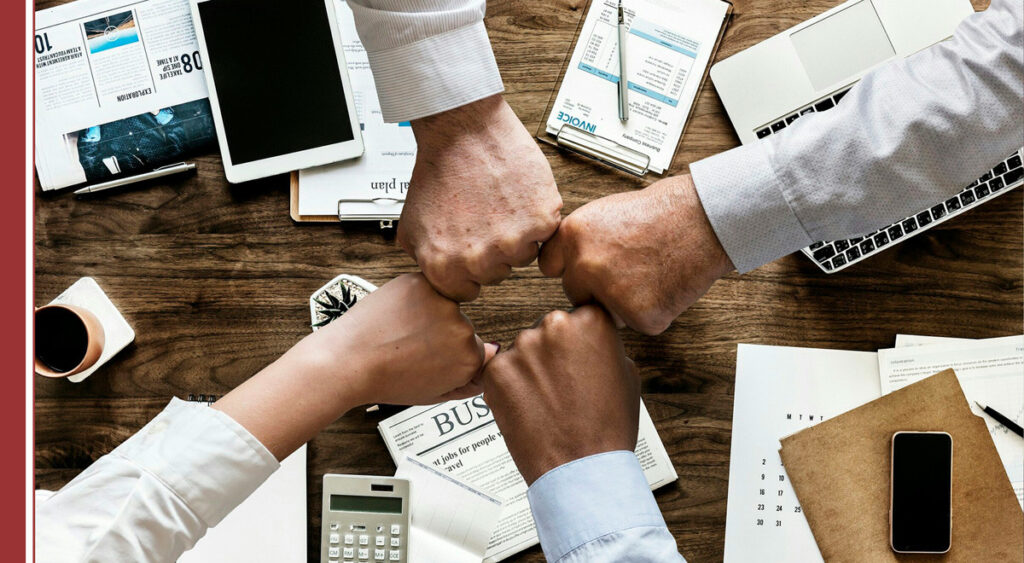 Ser flexibles significa tener elasticidad para movernos fácilmente. Extrapolar el concepto a las empresas, es tener una clara visión de lo que ha de tener para ser competitiva. Una organización flexible tiene más números de tener éxito y ganar terreno a las demás. Desde Recursos Humanos debemos observar aquellos aspectos que nos indican cómo ganar flexibilidad. Con esto, tendremos doble ganancia, ya que se verá beneficiado el rendimiento.