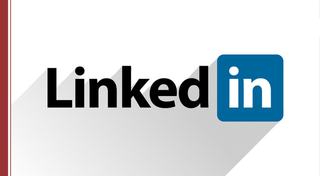 Dicen que si no estás donde puedas ser visible para los que te buscan, no existes. LinkedIn es una red social enfocada a conectar profesionales. Pero hay quien aún comete algunos errores, y es importante saber sacarle el mejor rendimiento a una red que puede ofrecerte mucho. Los departamentos de Recursos Humanos de algunas empresas, ya tienen en esta herramienta un recurso de gran utilidad que les ayuda con la búsqueda de talento. Si quieres estar en su radar, debes trabajar en esta red.