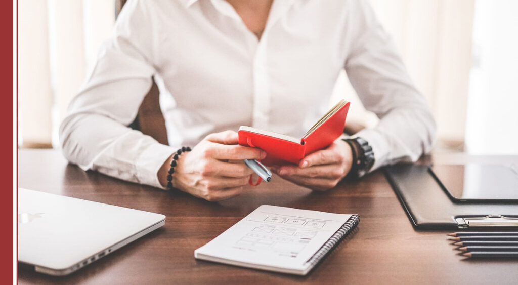Uno de los propósitos que nos hacemos al empezar un nuevo año, es leer más. Desde Recursos Humanos tenemos grandes libros de los que servirnos para crecer, para desarrollar nuestra área y para poder aportar mucho más valor a la organización.