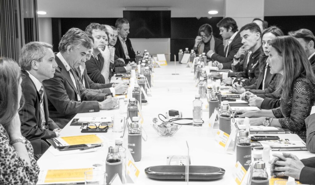Hablar de Responsabilidad Social Corporativa en las organizaciones hoy en día, engloba mucho más que un simple listado de acciones que adoptamos. Recursos Humanos tiene que poner foco en que no se quede en intenciones, sino que hablemos realmente de propósitos y de mentalidad.