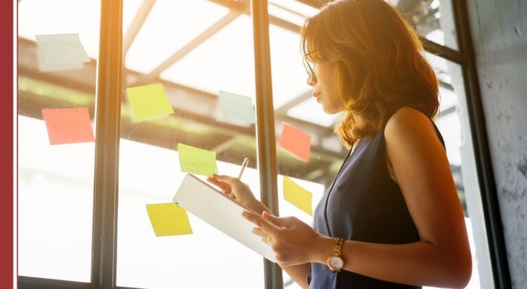 Estar al día de cómo está el salario medio, es algo que Recursos Humanos debe hacer. Pero si tú estás en búsqueda activa y tienes algunas dudas sobre cuáles son los puestos de trabajo con los salarios mejor pagados, este post te puede interesar.