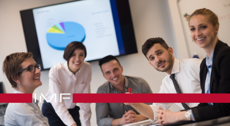 Quizás no te suene, pero si tu organización tiene un equipo de personas, deberías familiarizarte con el concepto del Employee Journey Map. Este recurso debe estar dentro del área de Recursos Humanos, quien ha de impulsarlo para mejorar la experiencia de todas las personas dentro de la empresa